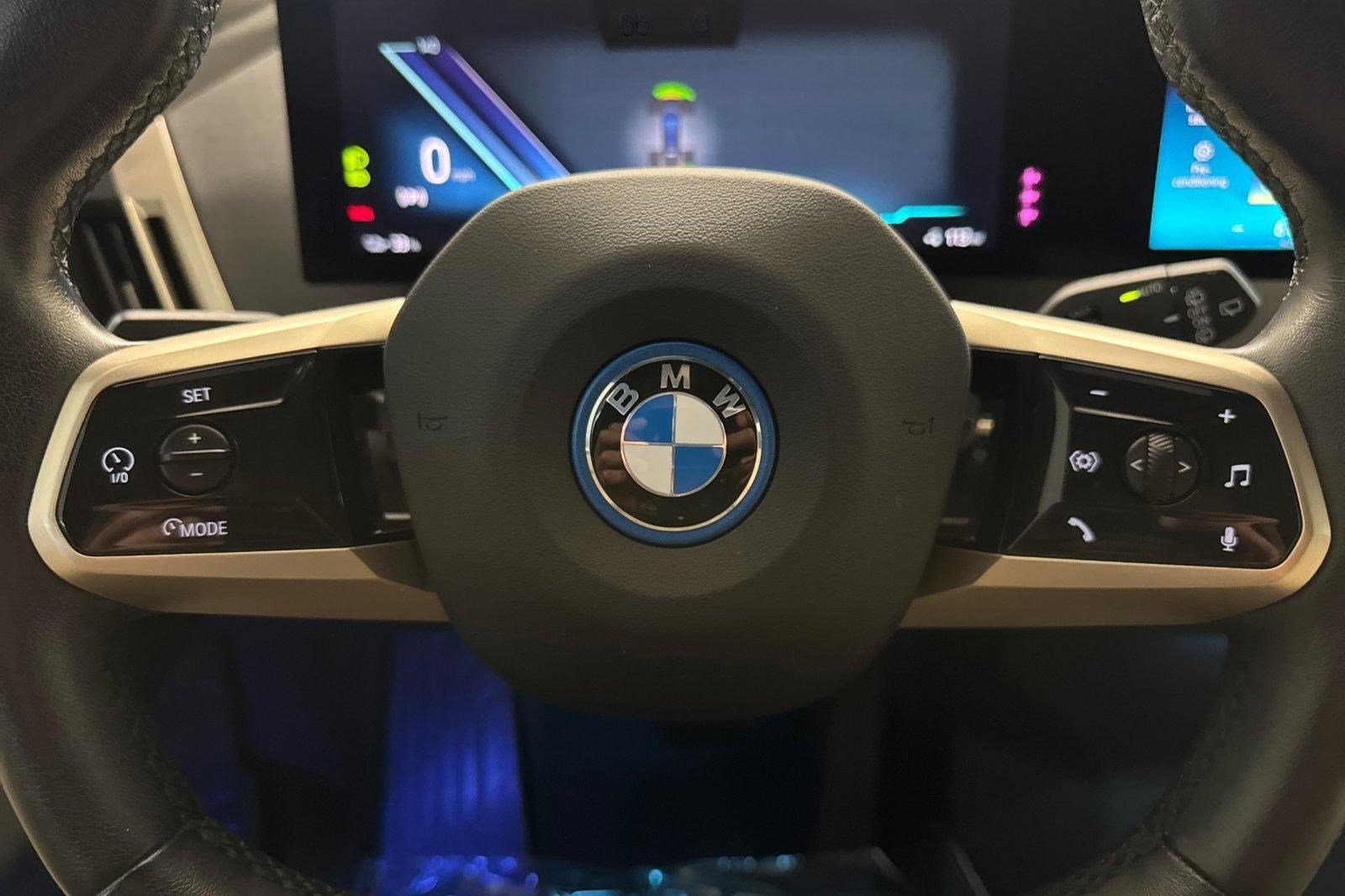 Certified 2024 BMW iX xDrive50 w/ Sport Package image 18