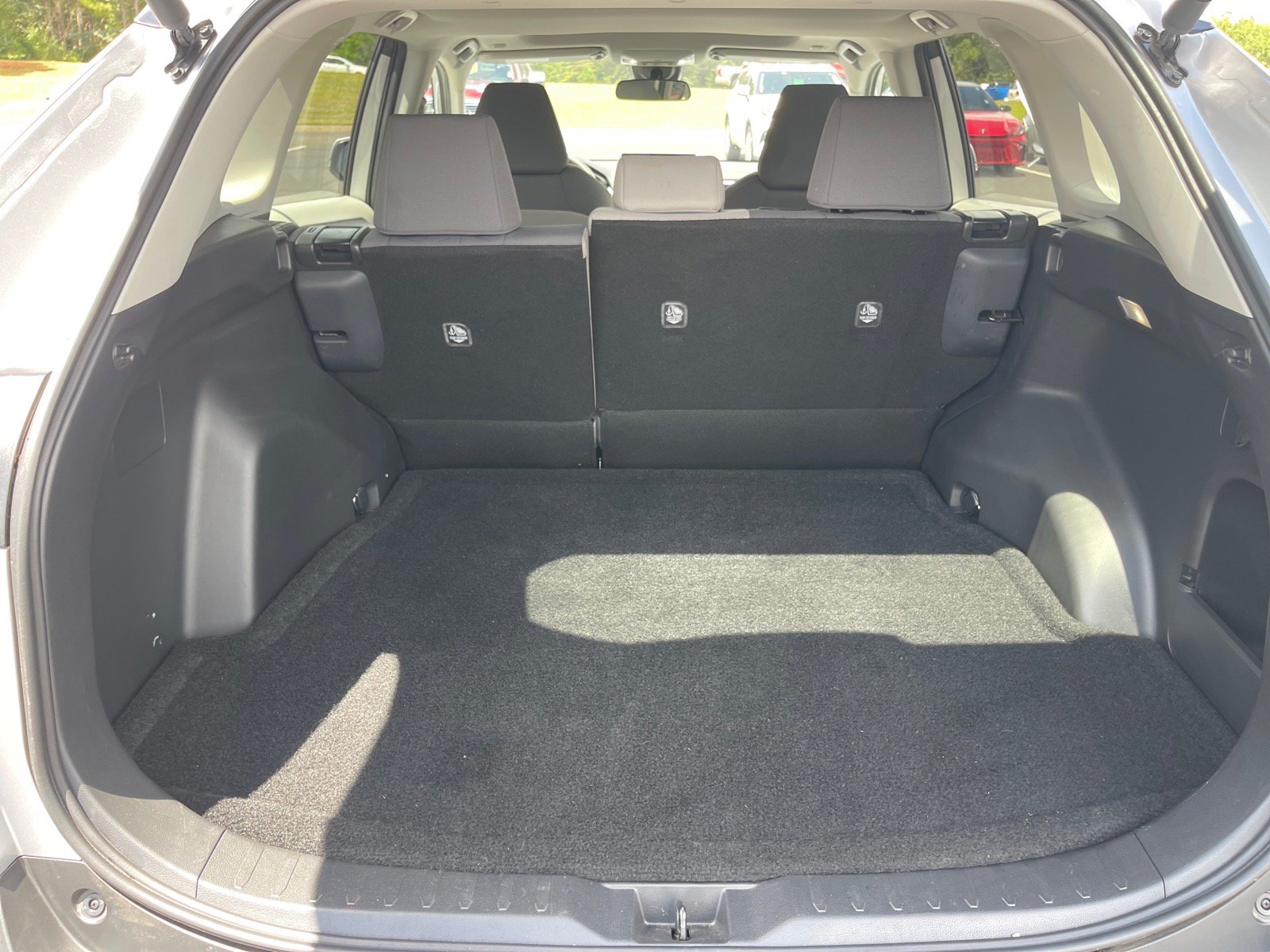 Used 2025 Toyota RAV4 XLE w/ Convenience Package FWD image 16