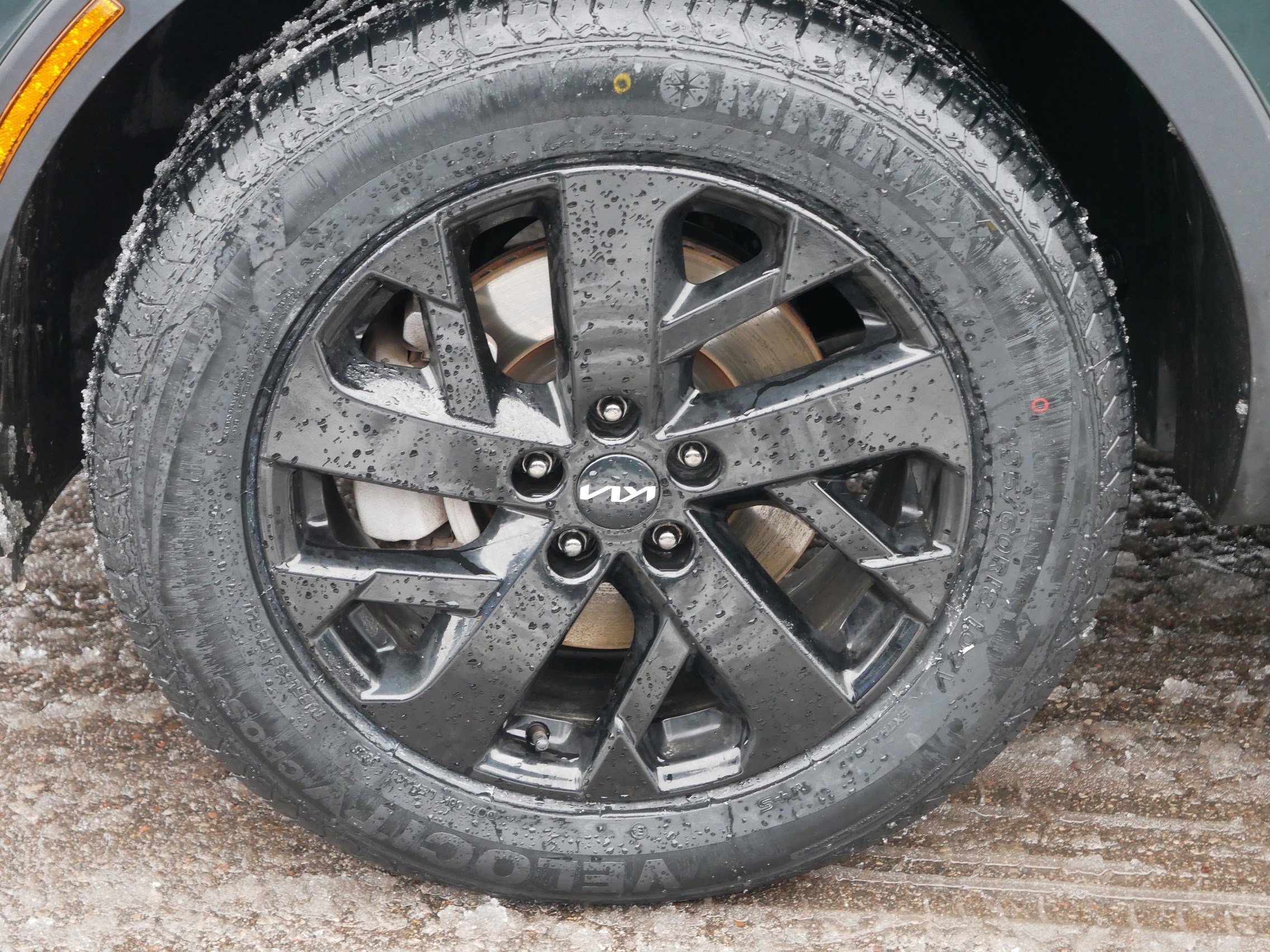 Certified 2023 Kia Sorento S w/ Panoramic Sunroof Package image 15