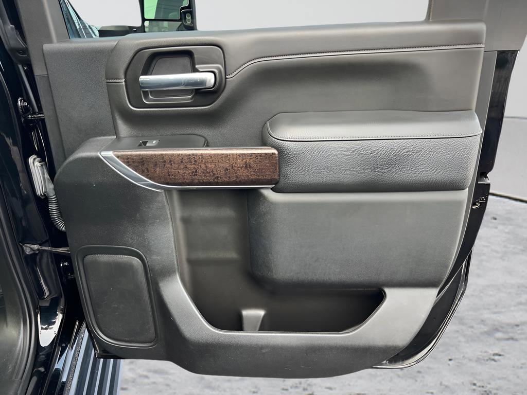 Used 2022 GMC Sierra 2500 Denali AWD/4WD image 25