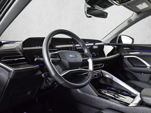 Used 2025 Audi Q5 Premium Plus w/ Premium Plus AWD/4WD image 10