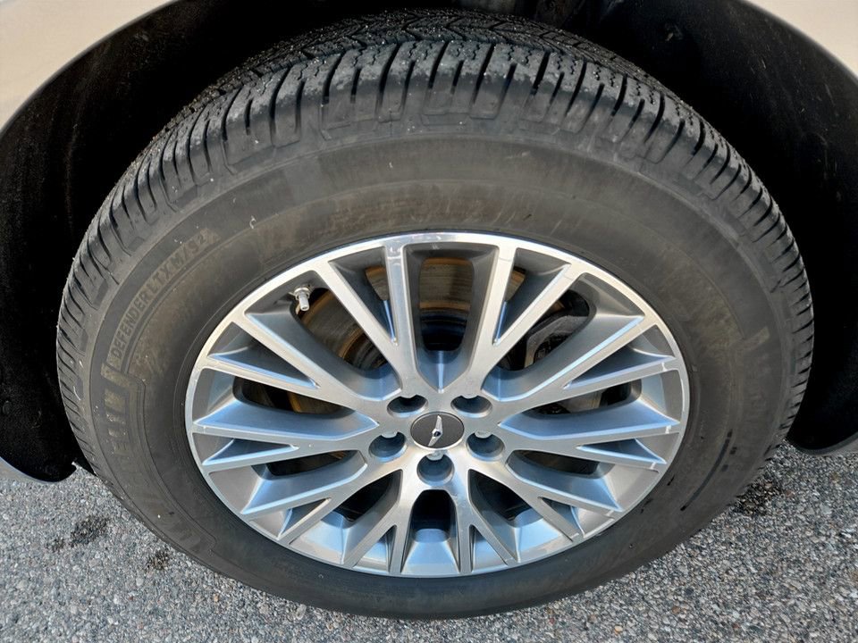 Used 2024 Genesis GV80 2.5T image 36