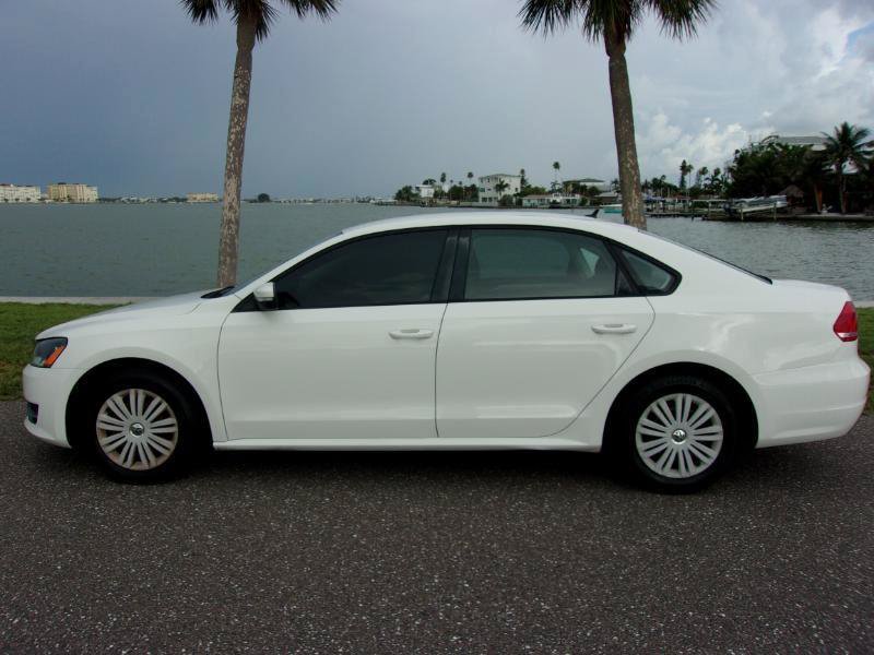 Used 2014 Volkswagen Passat 1.8T S FWD image 14