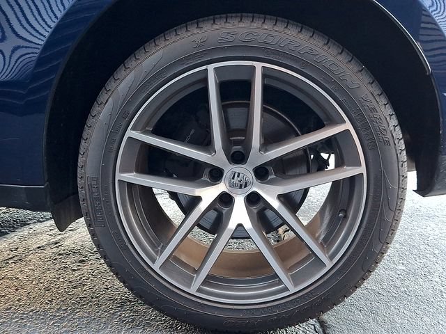 Certified 2026 Porsche Macan AWD/4WD image 14