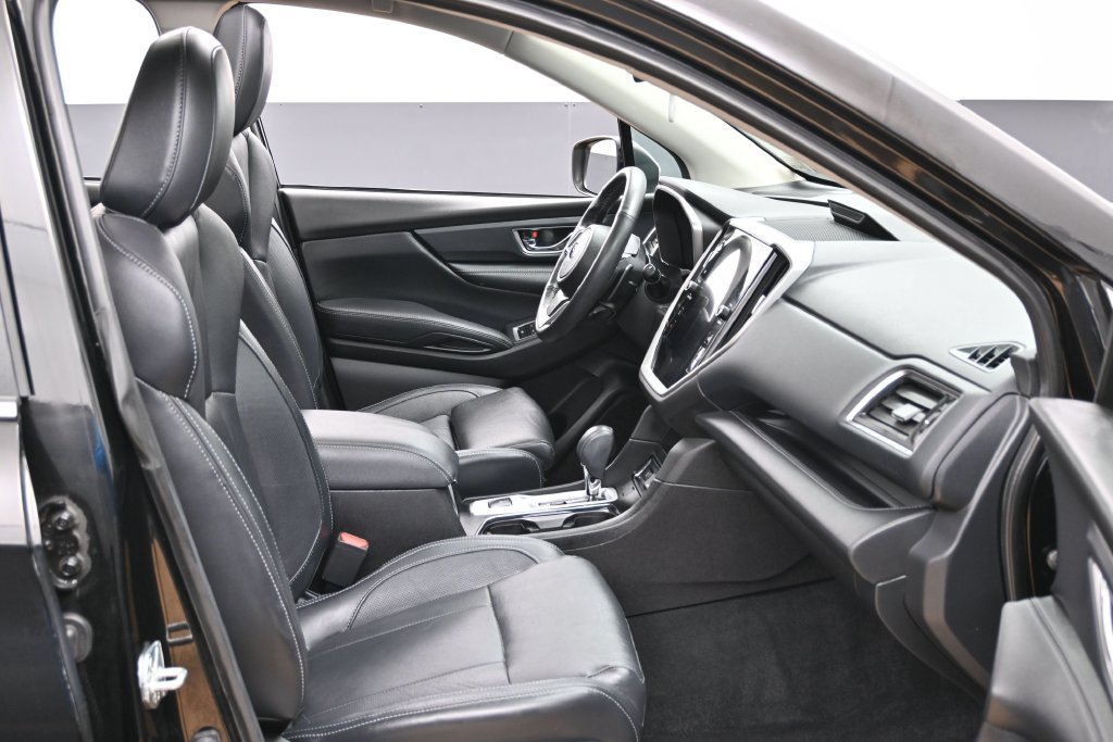 Used 2023 Subaru Ascent Limited w/ Technology Package AWD/4WD image 39
