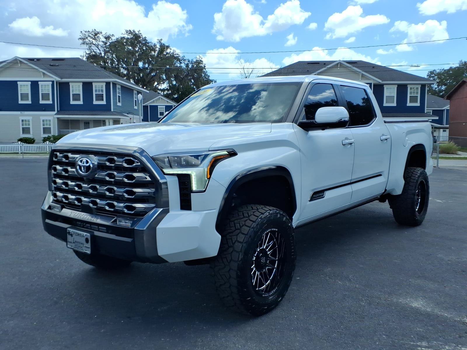 Used 2026 Toyota Tundra Platinum AWD/4WD image 1