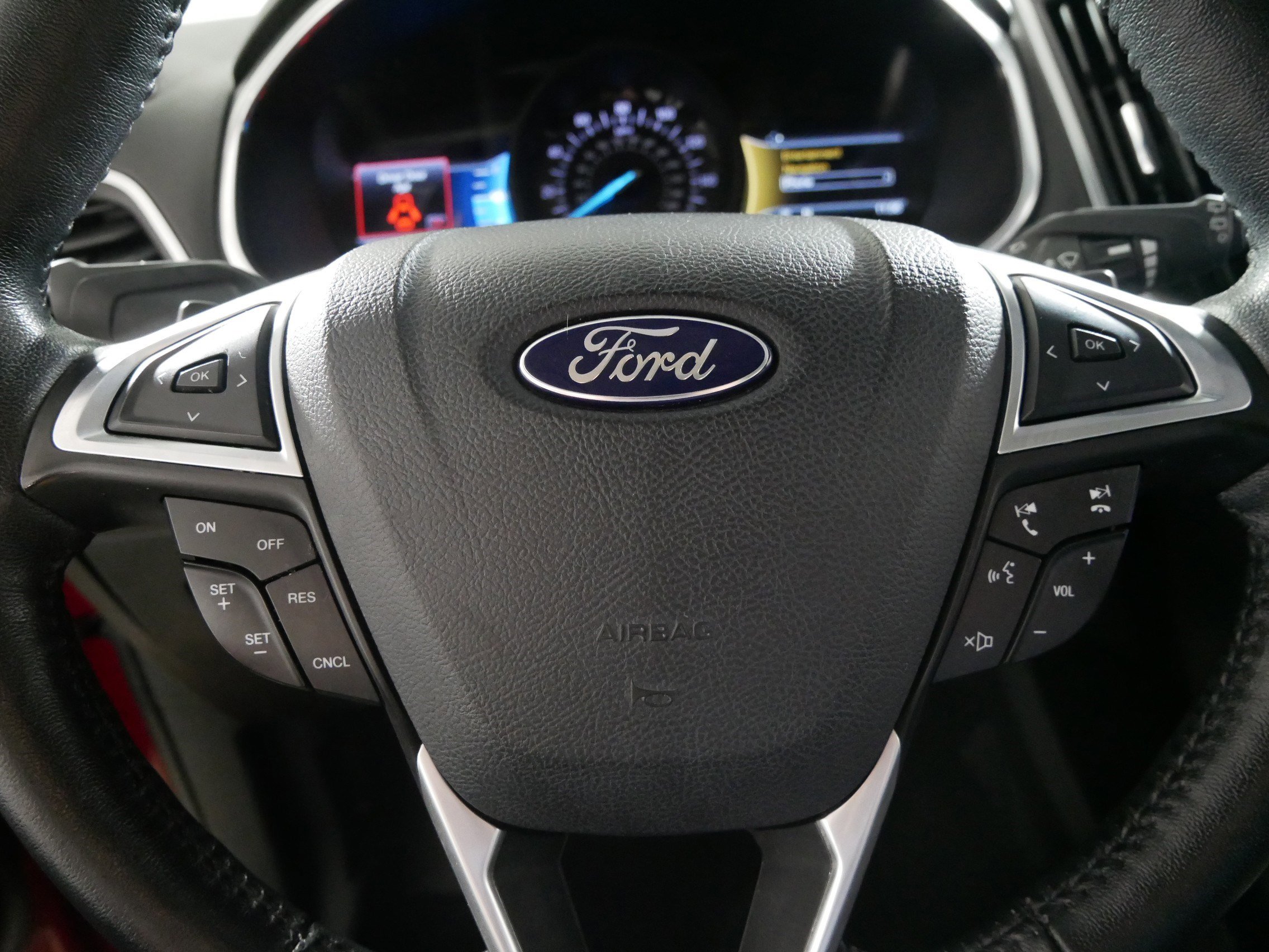 Used 2016 Ford Edge Titanium w/ Equipment Group 301A image 25