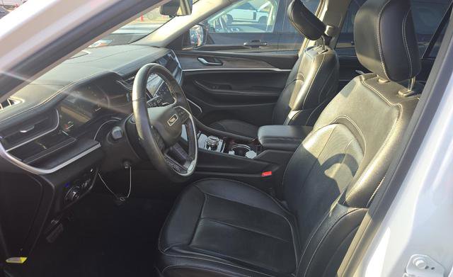 Used 2022 Jeep Grand Cherokee Limited 4xe w/ Luxury Tech Group II image 5