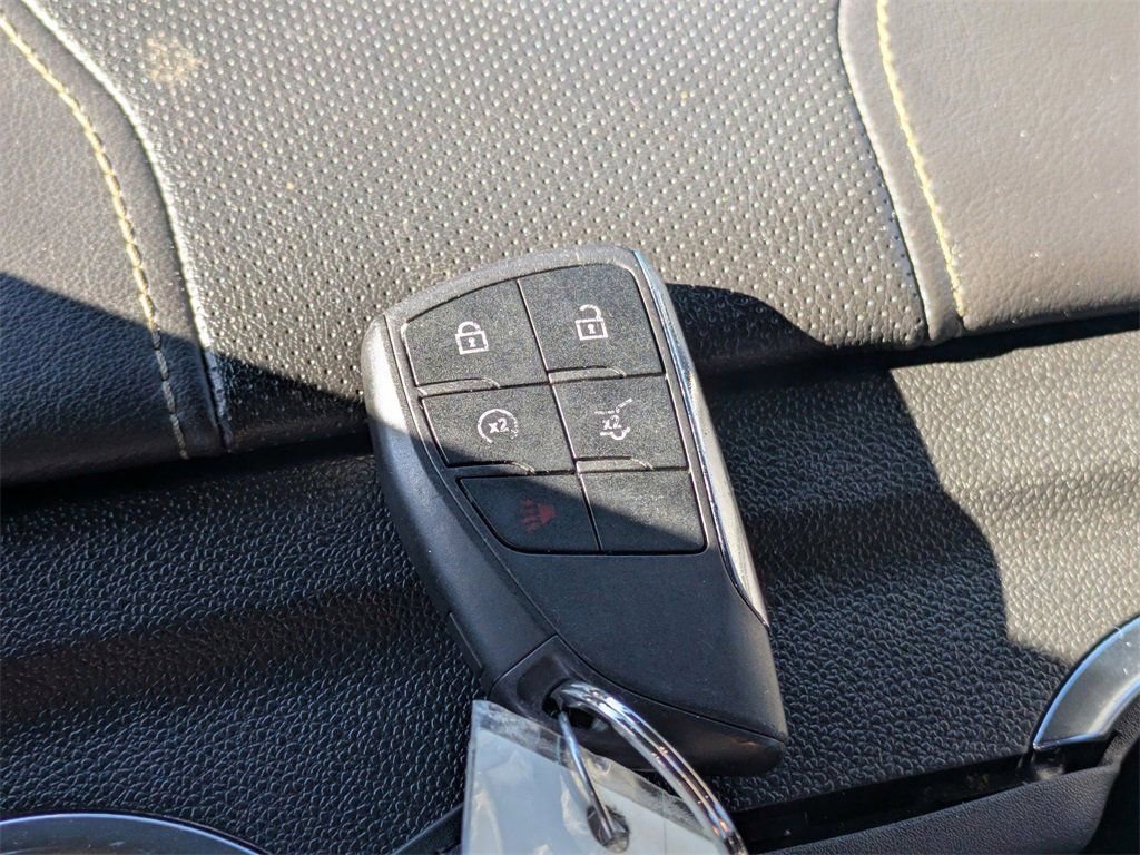 Used 2022 GMC Yukon SLT w/ SLT Premium Package image 25