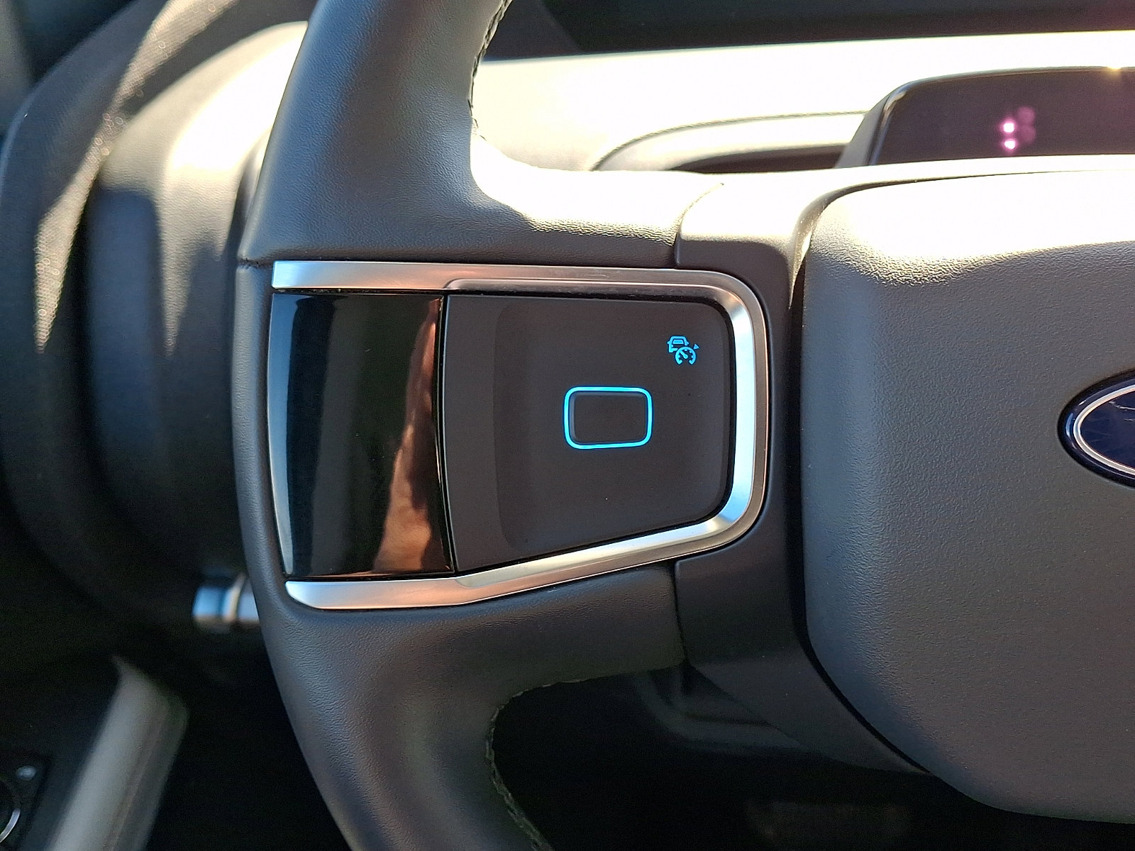 Certified 2025 Ford Expedition Max Active image 25