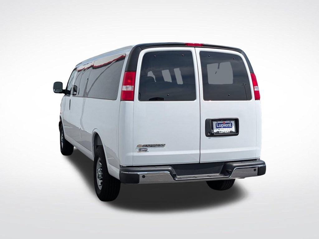 Used 2025 Chevrolet Express 3500 LT w/ LT Preferred Equipment Group RWD image 8