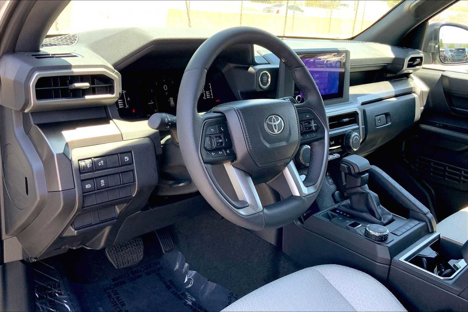 Used 2025 Toyota 4Runner SR5 image 14