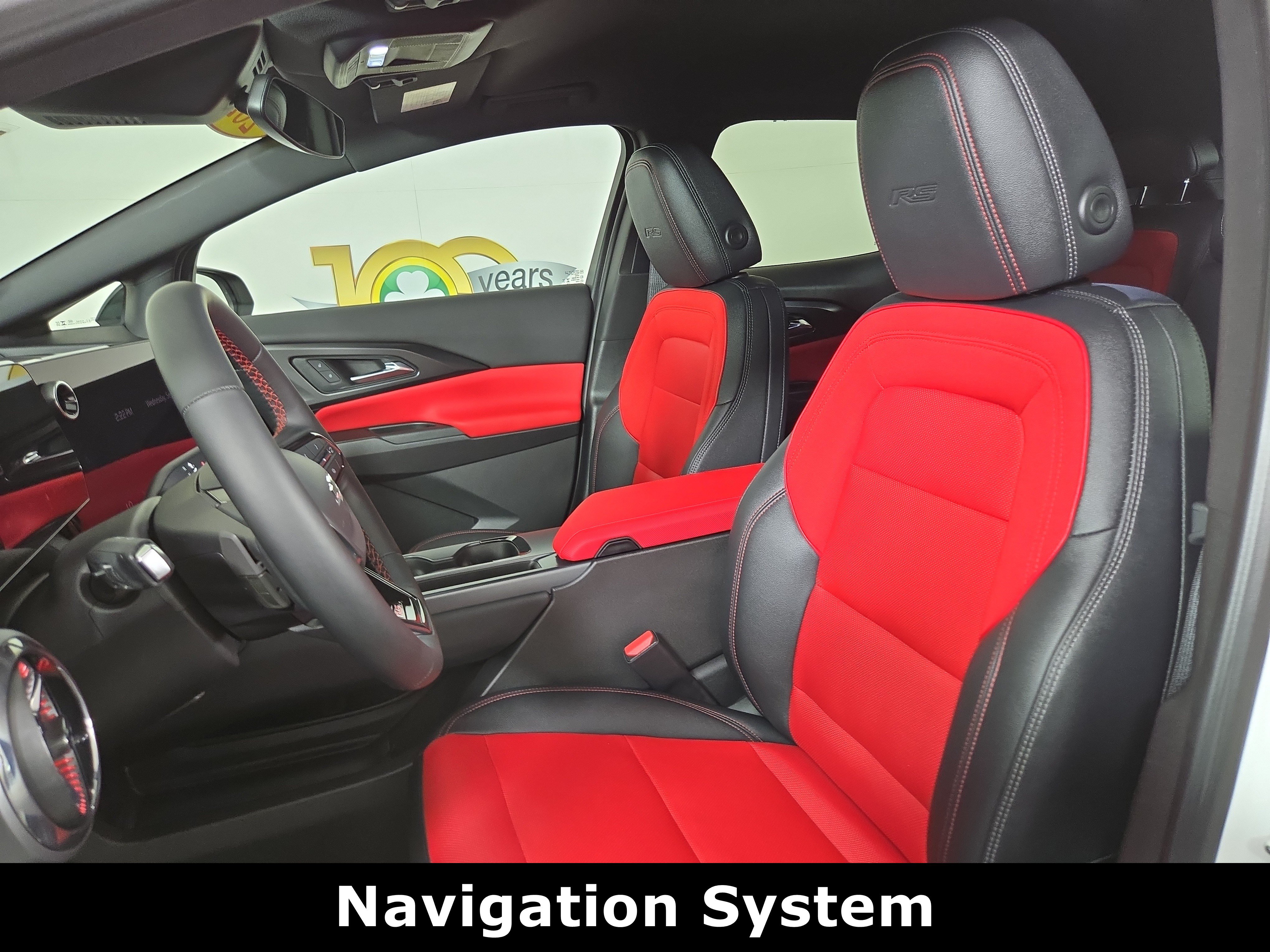 Used 2024 Chevrolet Equinox EV RS FWD image 11