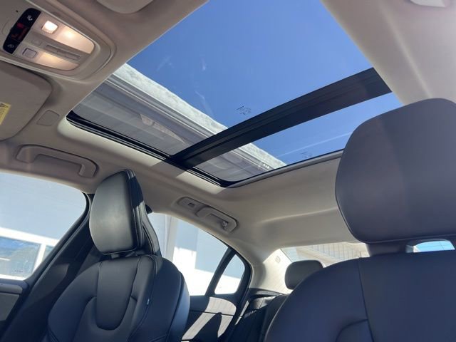 Certified 2025 Volvo S60 B5 Core w/ Climate Package image 30