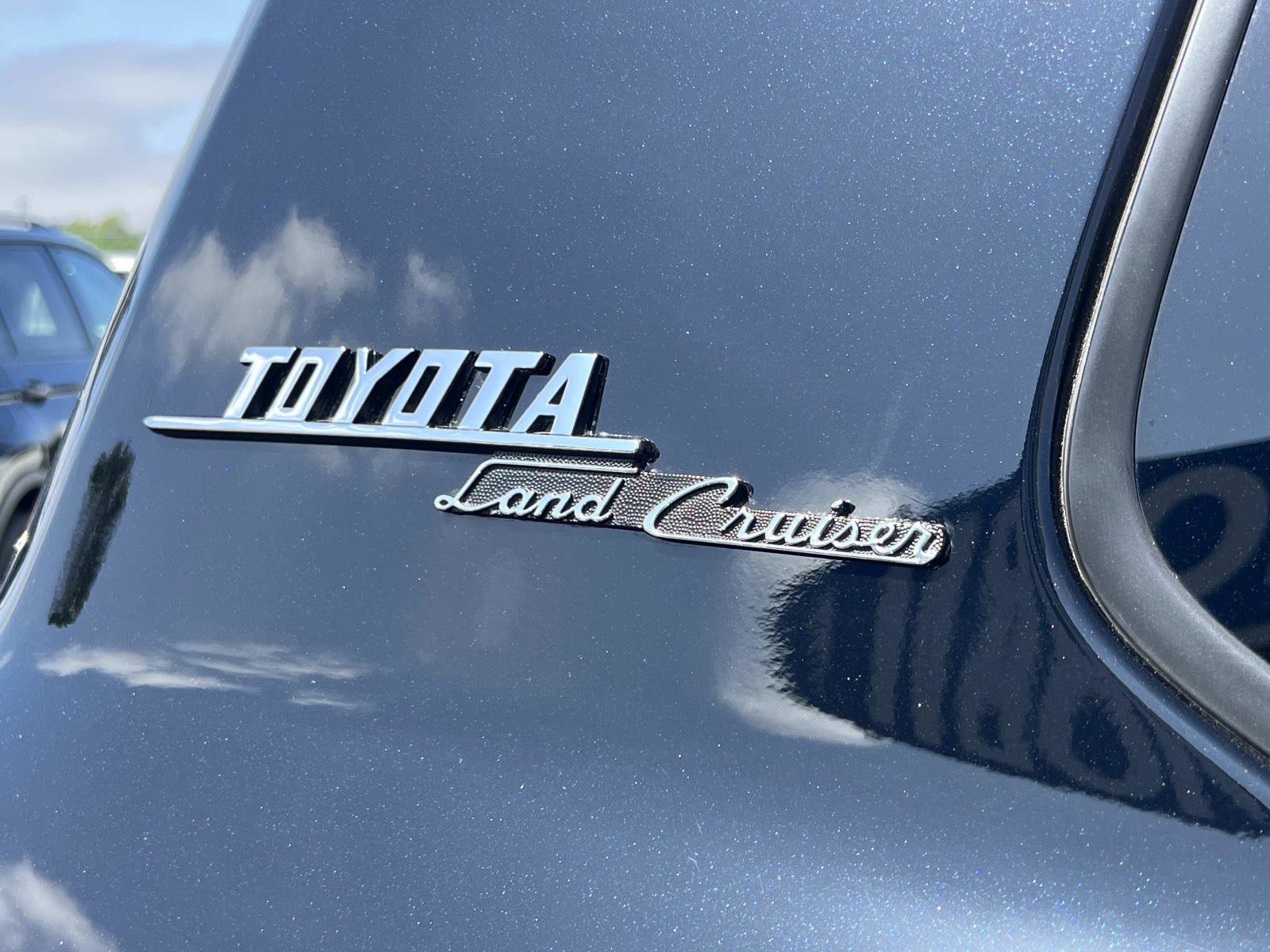 Used 2021 Toyota Land Cruiser Heritage Edition AWD/4WD image 35