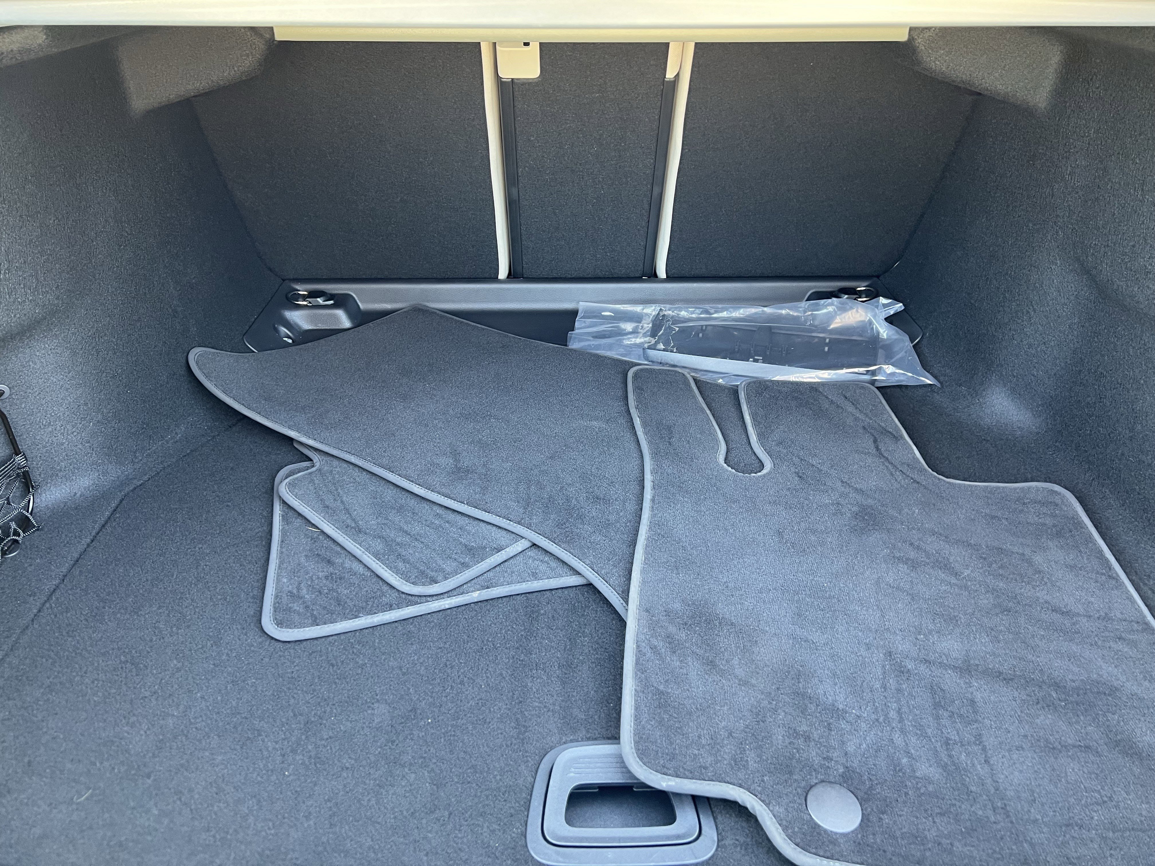 Certified 2025 Mercedes-Benz C 300 Sedan image 34