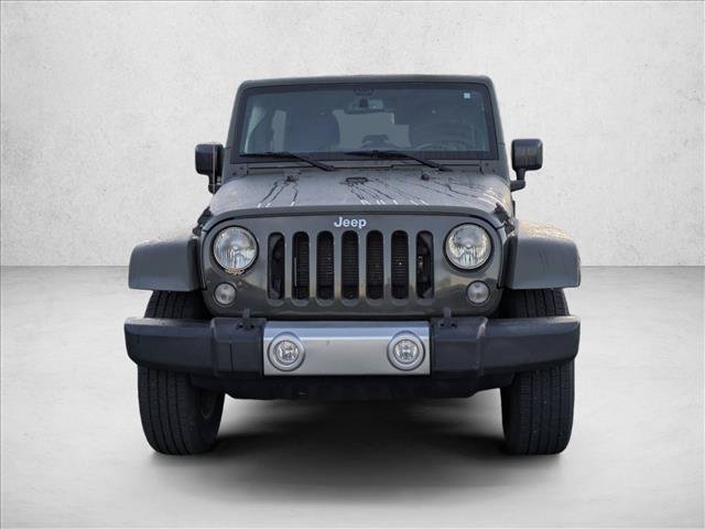 Used 2015 Jeep Wrangler Unlimited Sahara w/ Dual Top Group AWD/4WD image 2