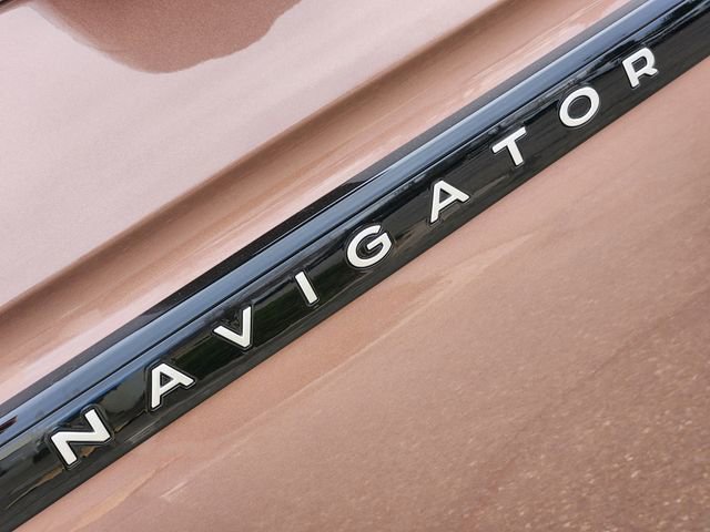New 2026 Lincoln Navigator Black Label image 16