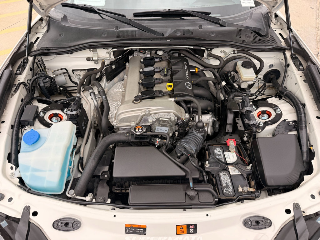 Used 2020 MAZDA MX-5 Miata RF Grand Touring RWD image 32