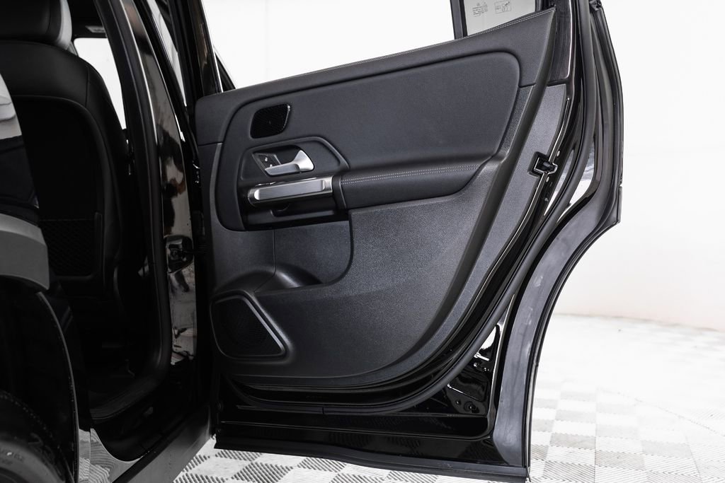 Used 2024 Mercedes-Benz EQB 250+ w/ Winter Package image 45