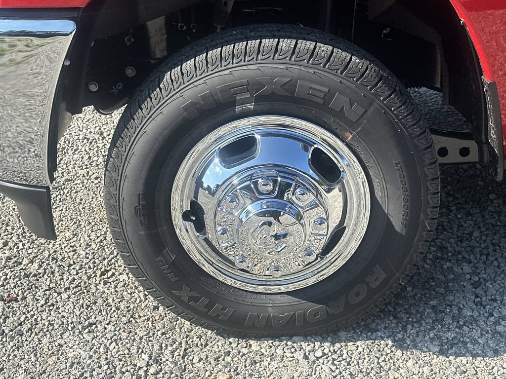 New 2026 RAM 3500 Tradesman AWD/4WD image 11