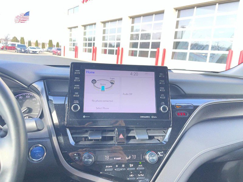 Used 2022 Toyota Camry XSE FWD image 17