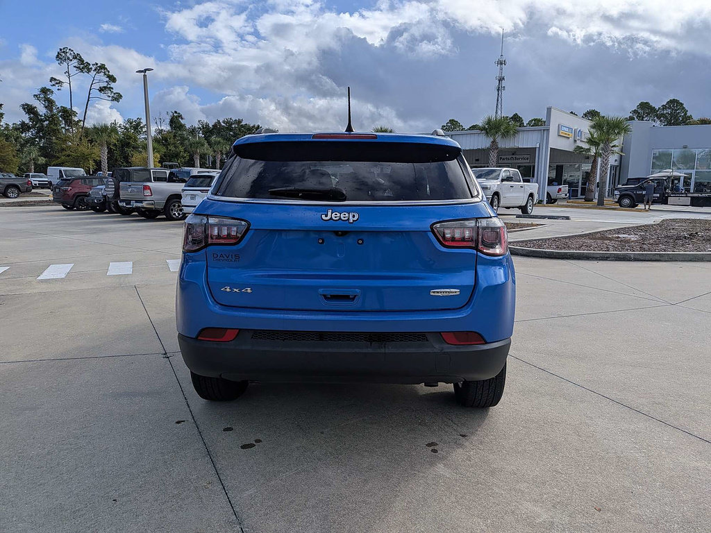 Certified 2024 Jeep Compass Latitude AWD/4WD image 5