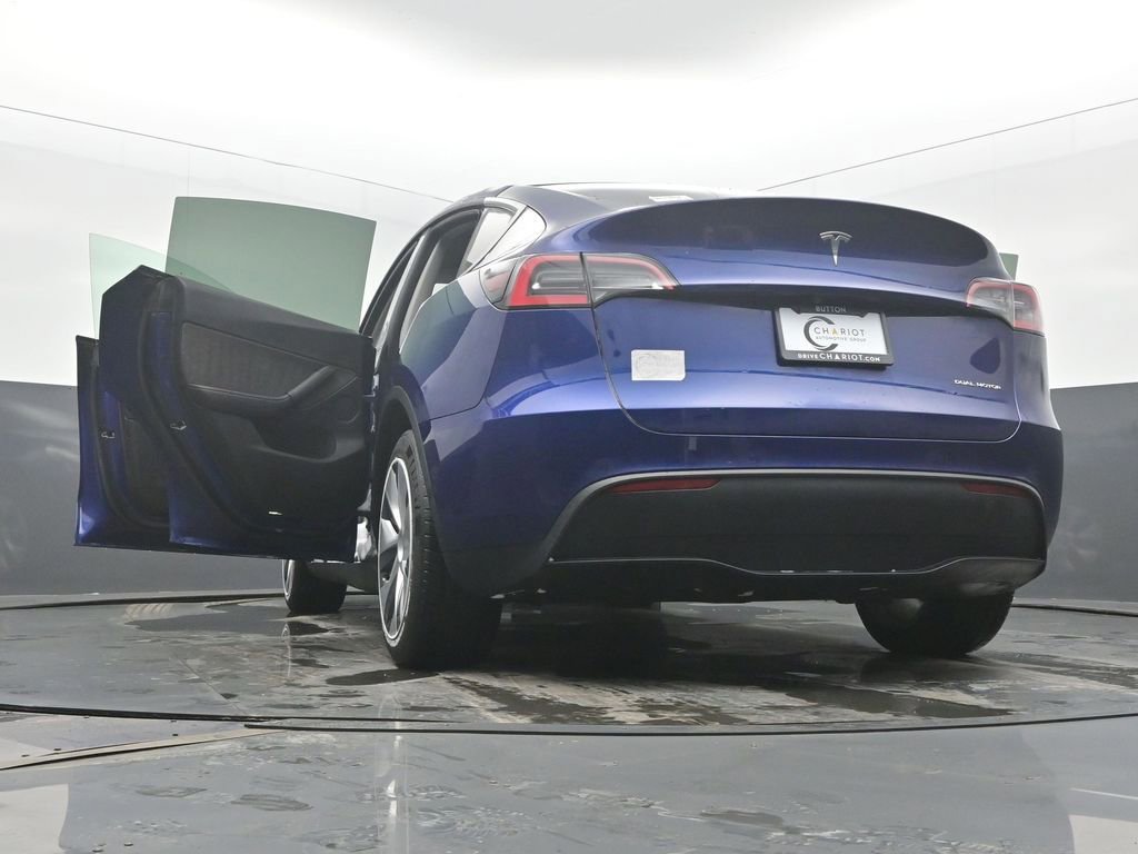 Used 2020 Tesla Model Y Long Range image 56