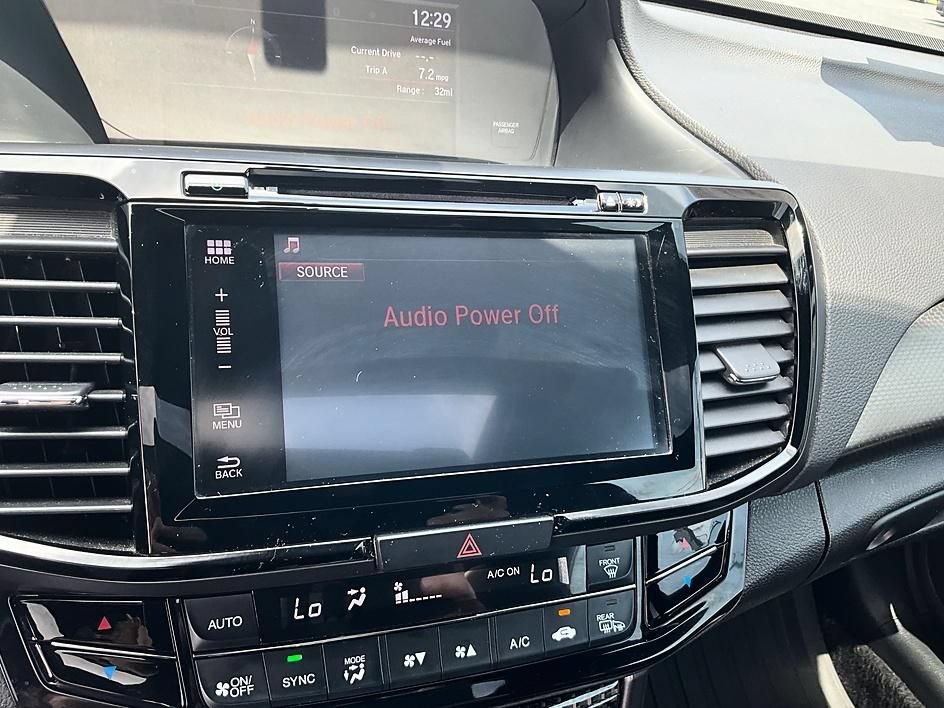 Used 2017 Honda Accord EX-L image 21