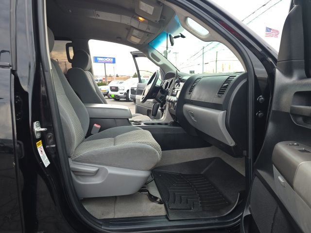 Used 2011 Toyota Tundra Grade w/ SR5 Pkg image 41