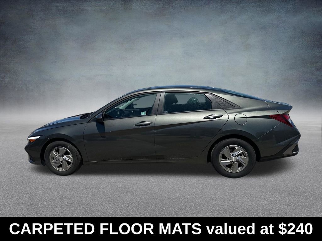 Certified 2025 Hyundai Elantra SE FWD video 2