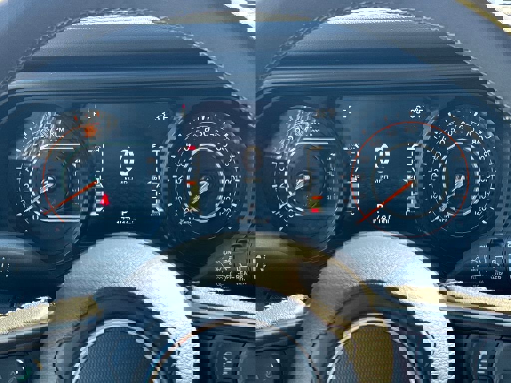 Used 2025 Jeep Wrangler Unlimited Rubicon image 22