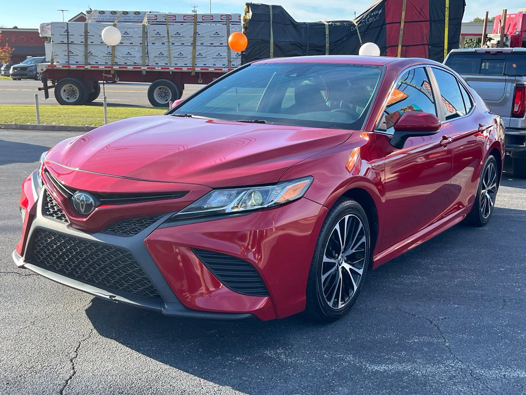 Used 2020 Toyota Camry SE AWD/4WD image 4