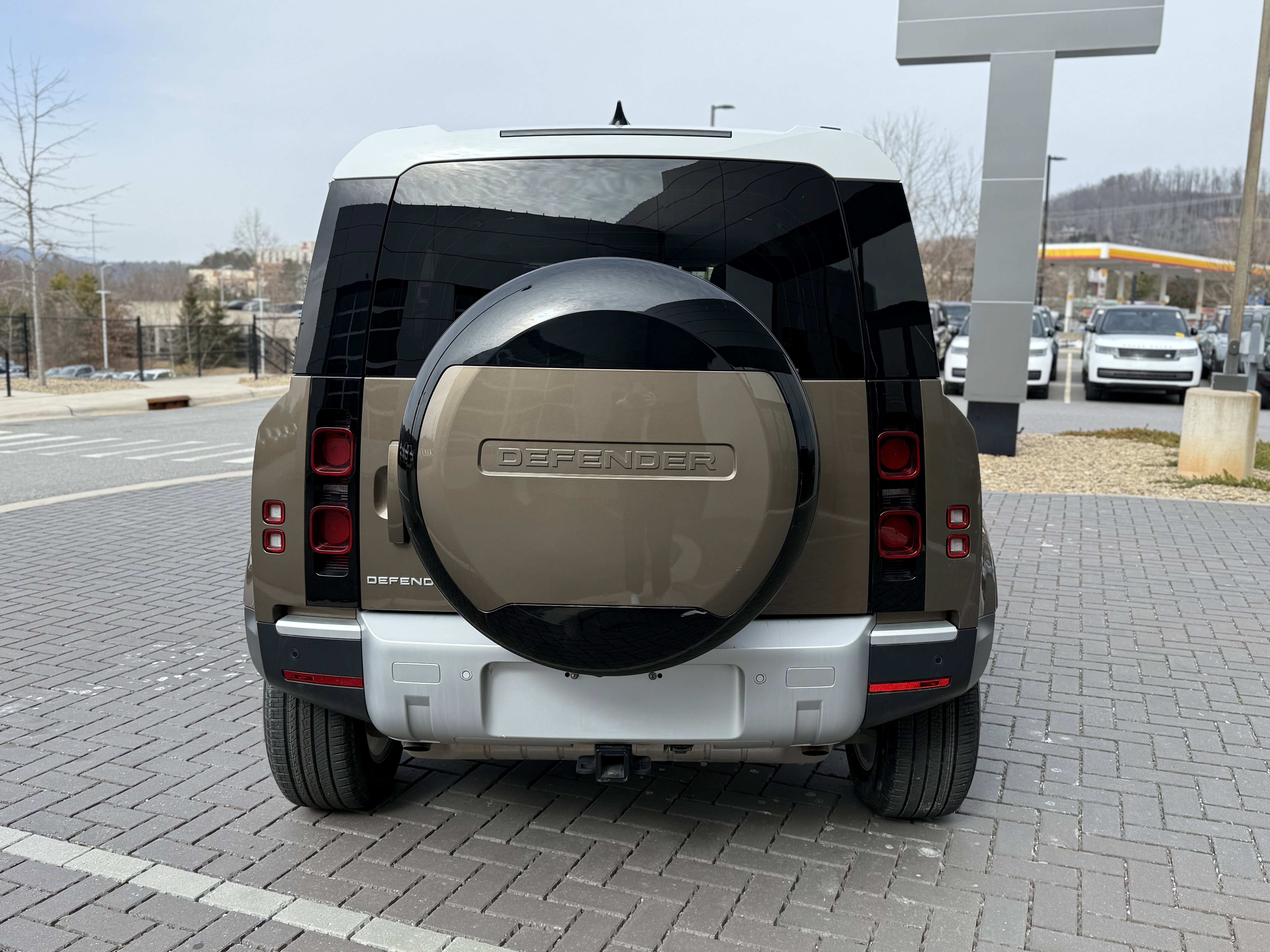 Certified 2025 Land Rover Defender 110 S AWD/4WD image 6