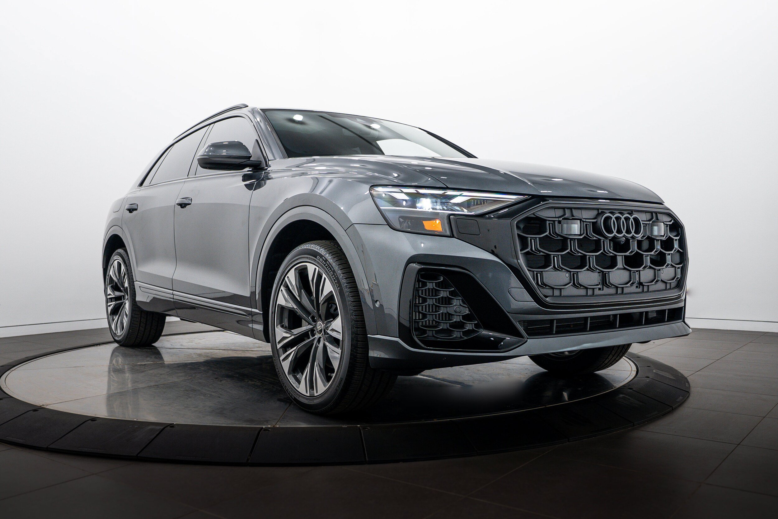 Certified 2025 Audi Q8 Premium Plus AWD/4WD video 1
