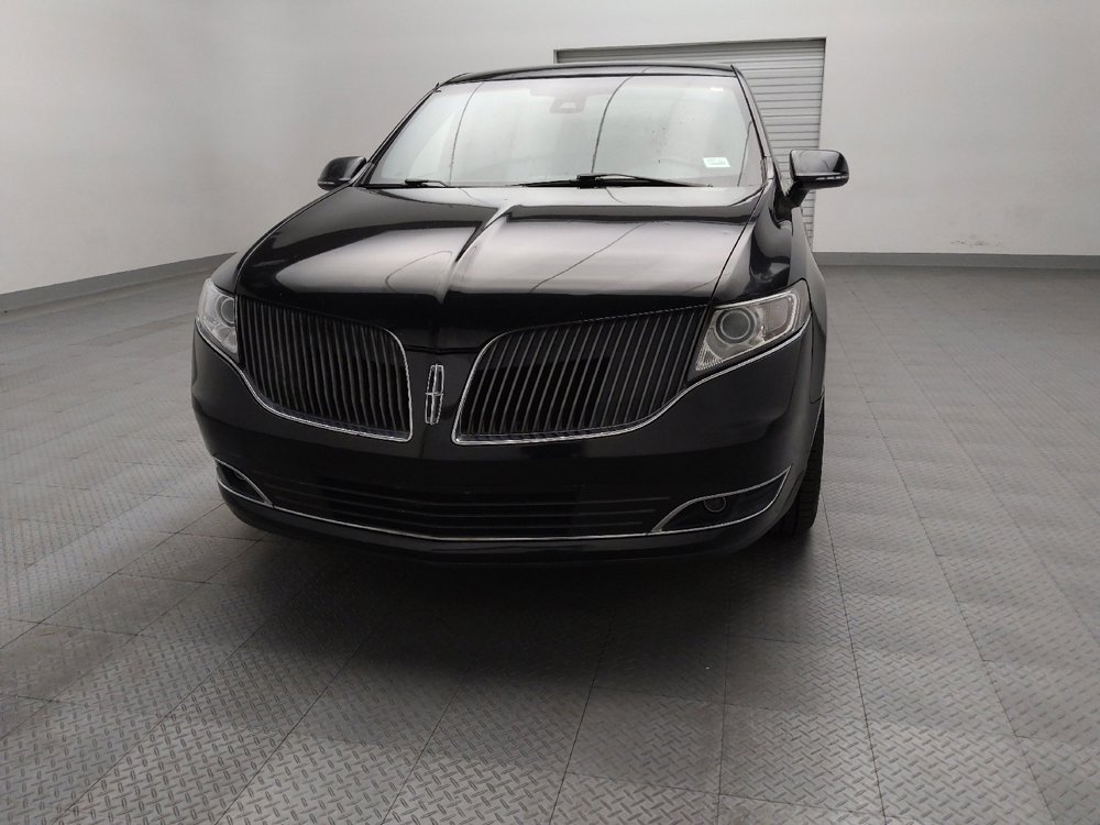 Used 2015 Lincoln MKT AWD image 15
