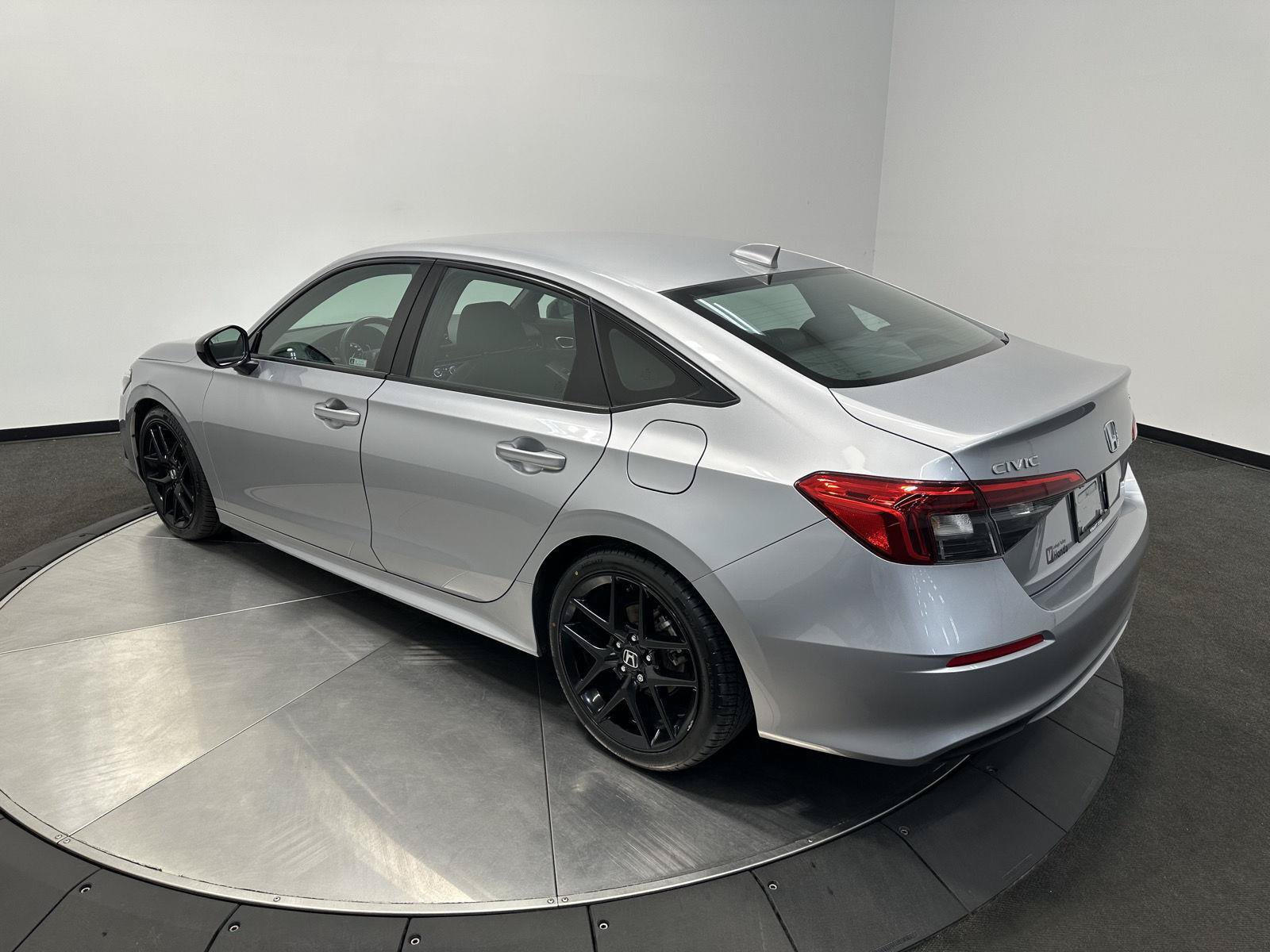 Certified 2024 Honda Civic Sport image 5