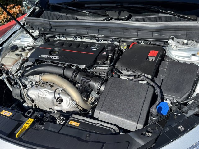 Used 2022 Mercedes-Benz GLB 35 AMG 4MATIC image 5