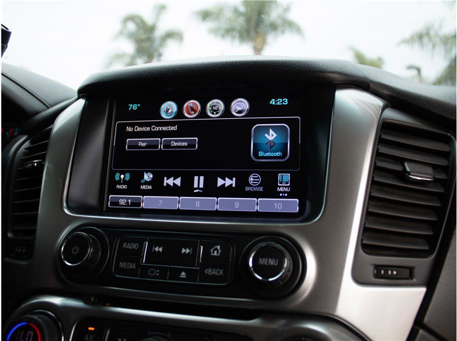 Used 2017 Chevrolet Suburban Premier image 16