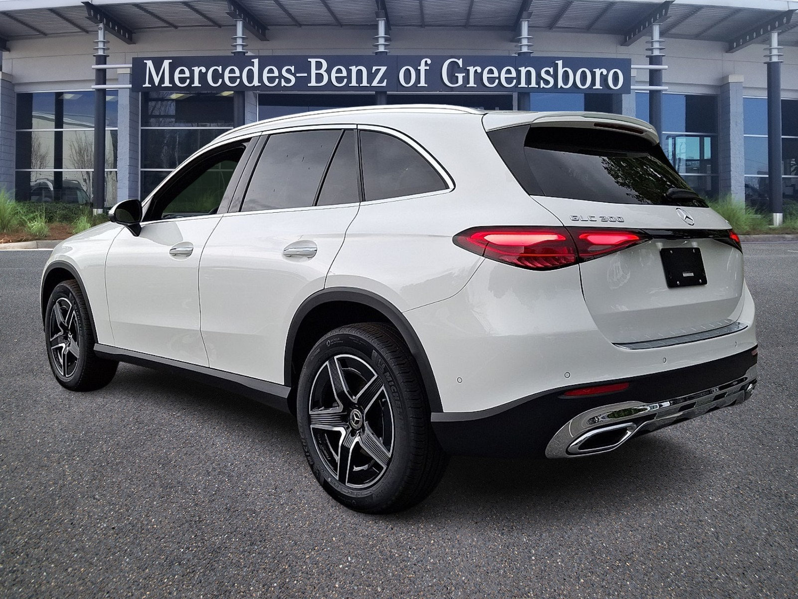 New 2026 Mercedes-Benz GLC 300 4MATIC image 3