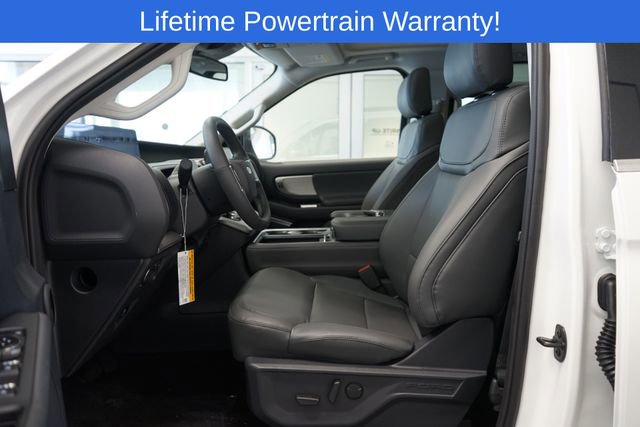 New 2026 Ford Expedition Active image 20