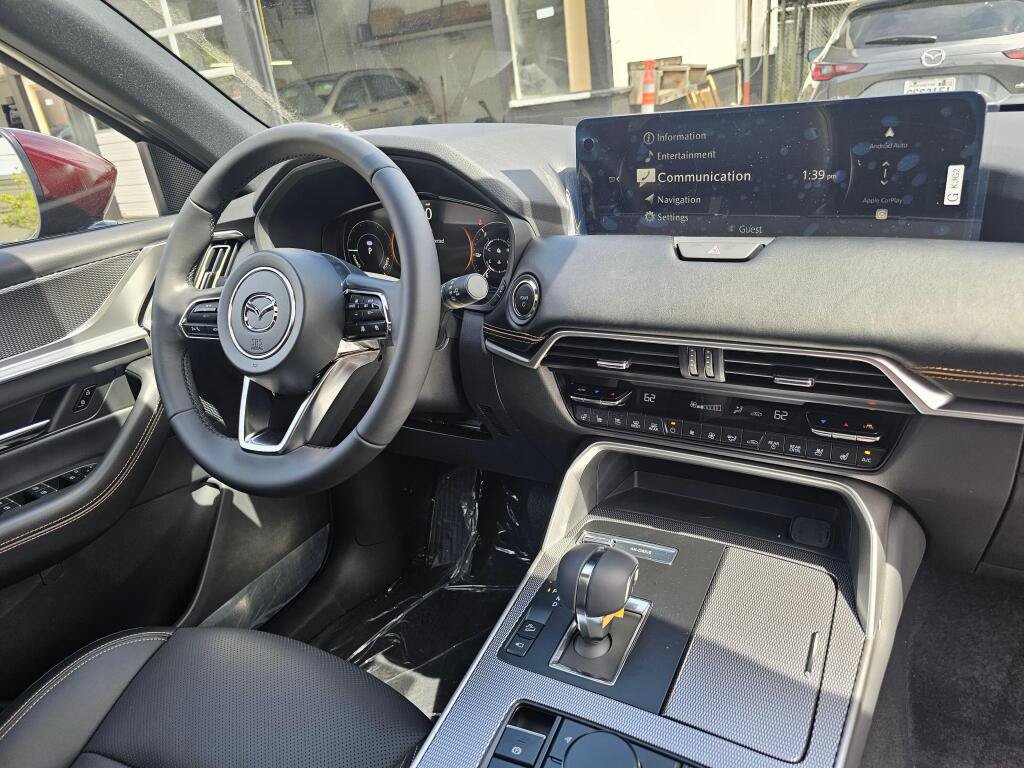 New 2026 MAZDA CX-90 Plug-In Hybrid w/ Premium Plus AWD/4WD image 11