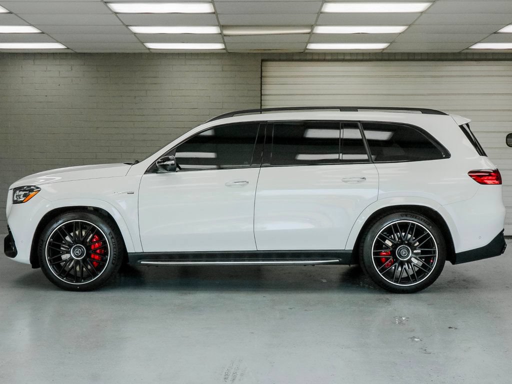 Used 2026 Mercedes-Benz GLS 63 AMG 4MATIC image 4