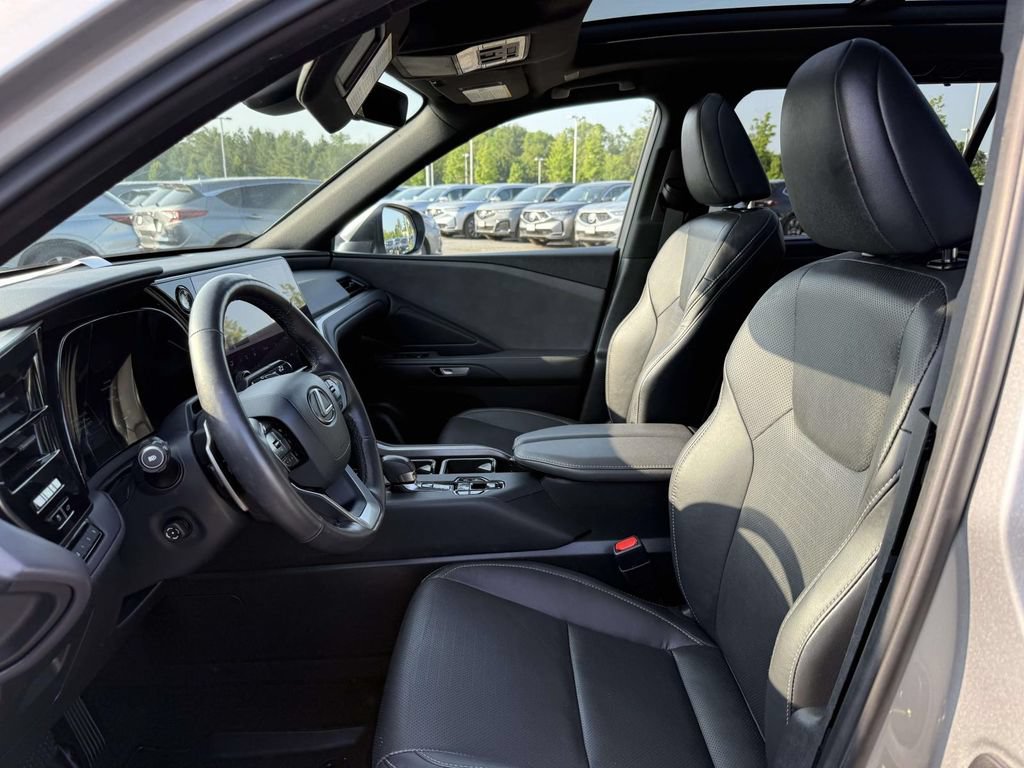Used 2024 Lexus TX 350 AWD w/ Captains Chair Package image 14