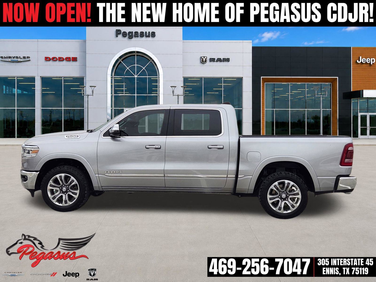 Used 2024 RAM 1500 Limited AWD/4WD image 3