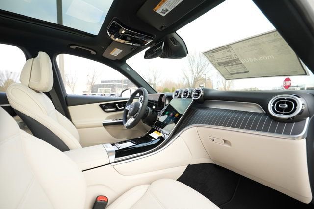 Used 2026 Mercedes-Benz GLC 300 4MATIC image 40