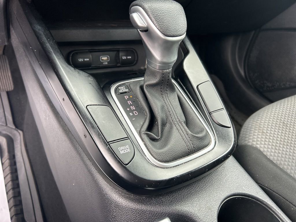 Used 2020 Kia Soul LX image 10