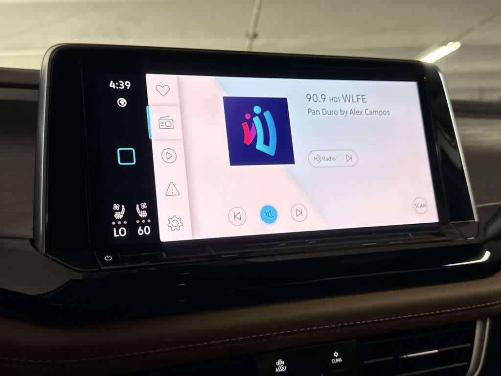 Used 2024 Volkswagen Atlas Cross Sport SE FWD image 18
