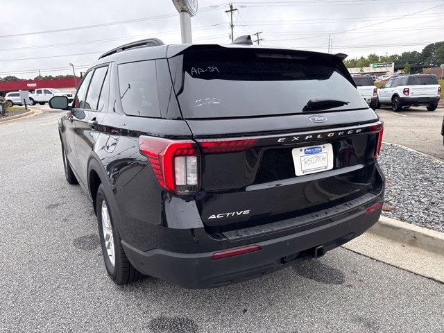 New 2026 Ford Explorer Active RWD image 9