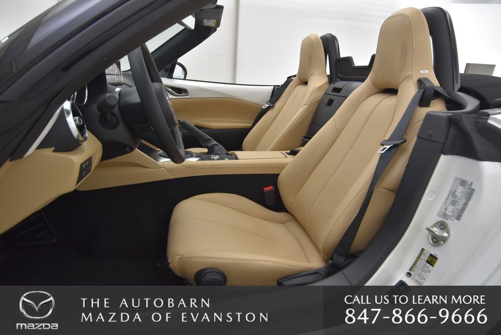 New 2025 MAZDA MX-5 Miata Grand Touring w/ Appearance Package image 25
